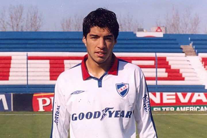 Luis Suárez debutó el 3 de mayo de 2005 con Nacional de Uruguay ante Junior por la Copa Libertadores. (Foto: Nacional)