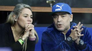 Maradona desmiente "fuerte discusión" con su esposa en Madrid