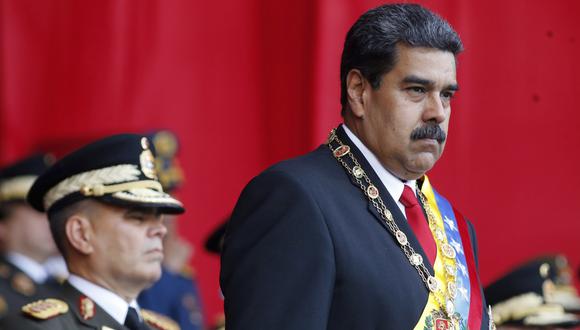 ¿Llegó la hora del cambio en Venezuela? No tan rápido, dicen las Fuerzas Armadas. En la imagen, Nicolás Maduro junto al jefe militar Vladimir Padrino. (AP).