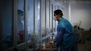 Argentina registra 5.853 nuevos casos y 184 muertes por coronavirus en un día