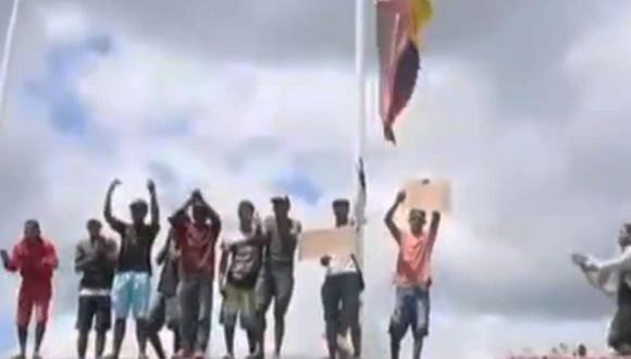 Indígenas venezolanos se enfrentan contra fuerzas chavistas en frontera con Brasil | VIDEO. (Captura de video)