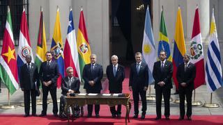 Siete presidentes de Sudamérica firman declaración de Santiago para crear el Prosur