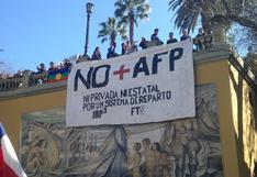 YouTube: así fue la multitudinaria protesta contra las AFP en Chile