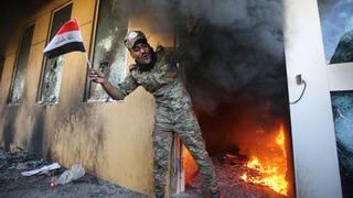 Irak: Manifestantes abandonan la embajada de Estados Unidos en Bagdad | VIDEO