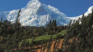 ¿Cuáles son las 4 montañas más altas y difíciles de escalar del Perú?