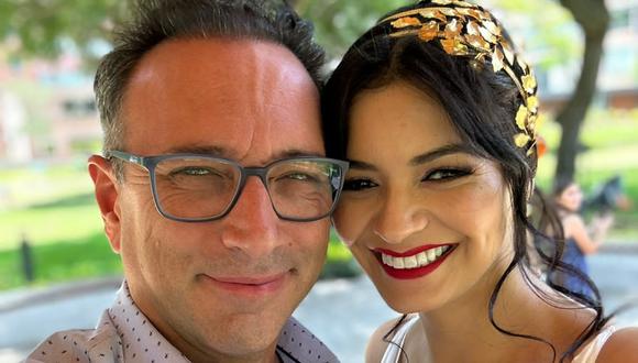 Carlos Galdós sorprendió a sus seguidores de las redes sociales al compartir una foto con su reciente esposa, Marita Cornejo.