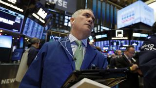 Wall Street finaliza en rojo preocupado por datos económicos de China