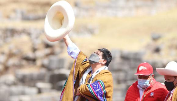 "No debe haber sido fácil para Castillo constatar que buena parte de las ideas en las que había creído y con las que había hecho su carrera sindical y política no le servían para gobernar". (Foto: Presidencia)