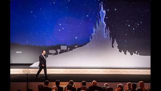 Francois Hollande visitó Disneyland París por su 25 aniversario