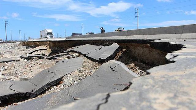 La Libertad: huaico destruyó carretera a Huanchaco - 1