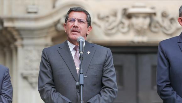 El ministro de Defensa, Jorge Chávez Cresta, se refirió al nuevo caso de robo de combustible en el Cuartel General del Ejército, más conocido como el Pentagonito. (Foto: PCM)