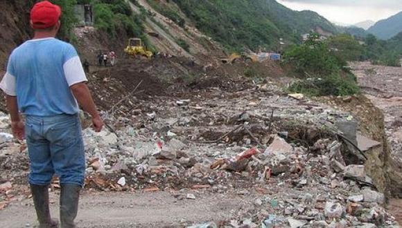 Puno: 70 familias aisladas por desborde de río Tambopata