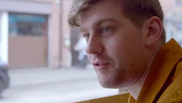 "Definitivamente sí tengo sentimientos románticos por las personas", explica Adam, que seidentifica como asexual. (Foto: BBC Three)