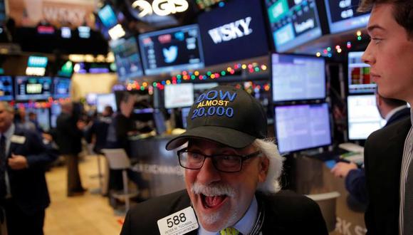 El Dow cerró con su mayor ganancia intradiaria desde 2009, mientras que el S&P 500 y el Nasdaq tuvieron su aumento más grande en un día desde diciembre de 2018. (Foto: Reuters)