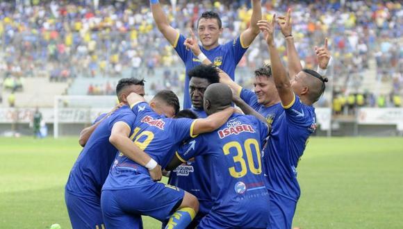 Liga de Quito (LDU) no pudo en su visita al Club Deportivo Delfín, y perdió por la mínima. El equipo cetáceo es el nuevo líder del torneo ecuatoriano. Foto Twitter