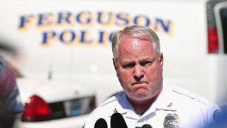 Renuncia jefe de policía de Ferguson tras informe sobre racismo
