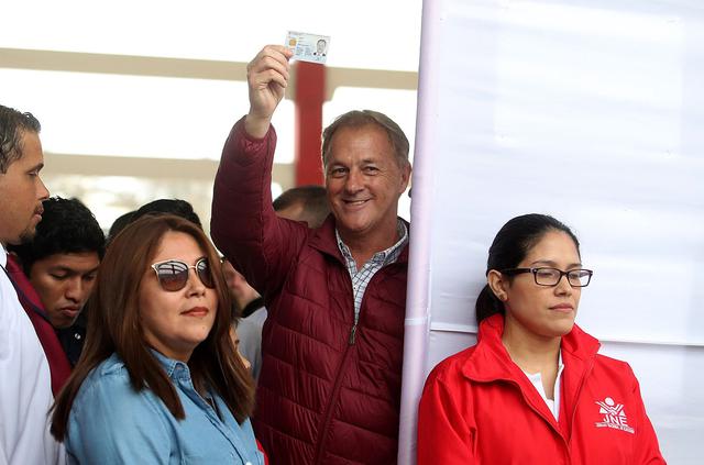 La candidatura de Jorge Muñoz cobró fuerza después del primer debate organizado por el JNE, que se realizó el domingo 23 de setiembre. (Foto: Juan Ponce/ El Comercio)