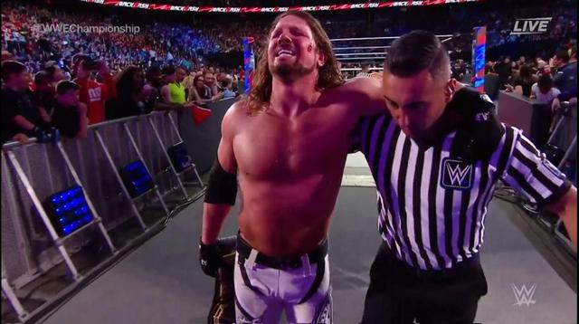Styles obtuvo una ajustada victoria ante el japonés Nakamura. (Foto: WWE).