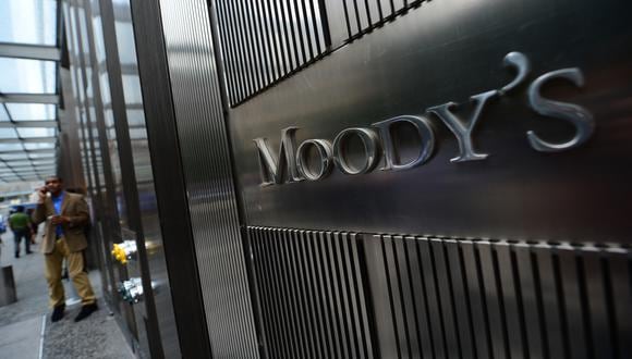 En su rebaja de la calificación de todo el sector, Moody’ destacó las medidas extraordinarias adoptadas para ayudar a los bancos afectados. (Foto: EMMANUEL DUNAND / AFP)