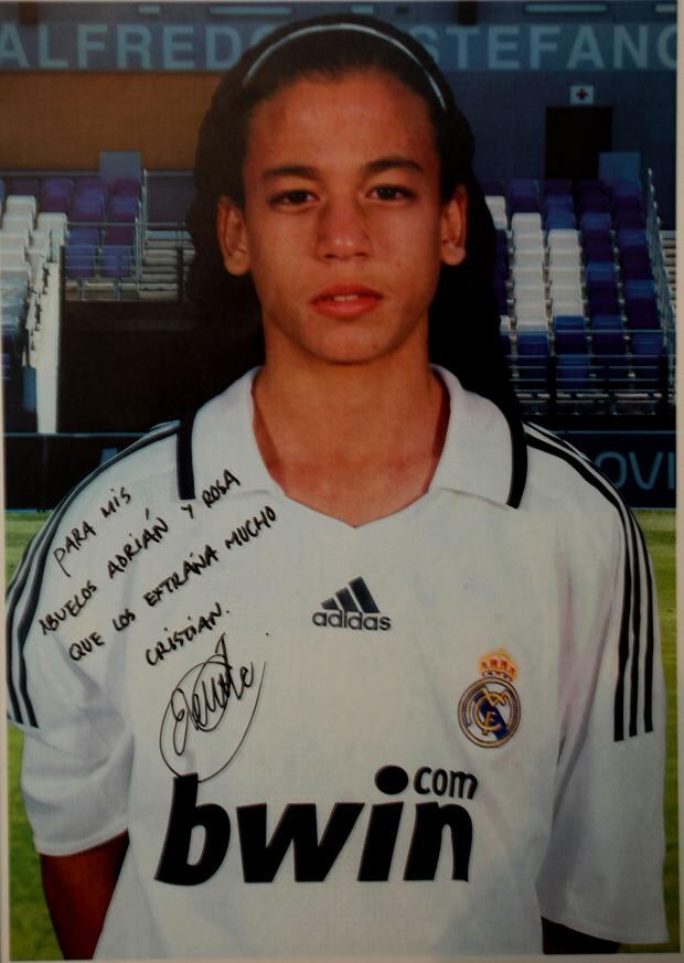 Cristian Benavente Bristol with the Real Madrid shirt.  PhotosYodashira Perez Tarazona 