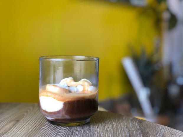 Momentum Café uses espresso from Rodríguez de Mendoza (Amazonas) and fior di latte and pistachio ice creams.