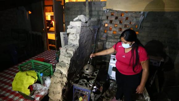 Vivienda afectada en el AA.HH. Santa Rosa, ubicado en Mala tras sismo de magnitud 6. (Foto: Alessandro Currarino / @photo.gec)