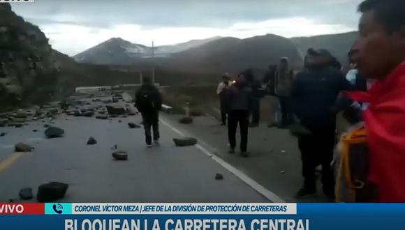 Un tramo de la Carretera Central fue bloqueada por manifestantes en la región de Junín | Canal N / Captura de video