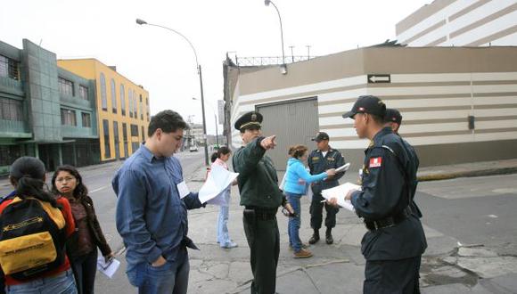 Los empadronadores han pasado por un registro y cotejo de antecedentes policiales. (Foto: archivo El Comercio)
