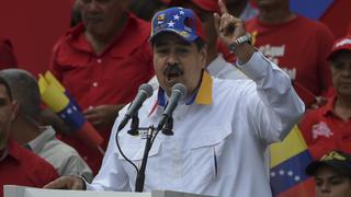 Maduro culpa de apagón a "ataque con un fusil" y anuncia racionamiento eléctrico