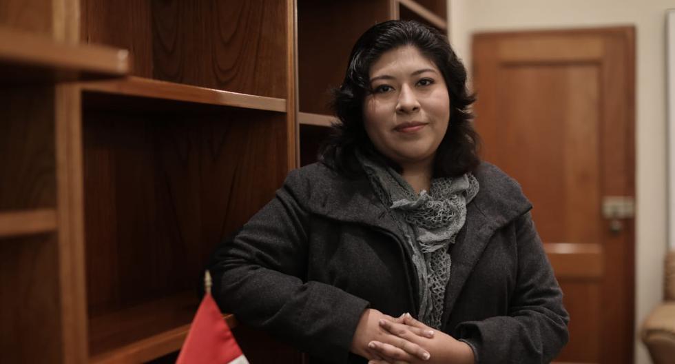 Betsy Chávez aseguró que no renunciará a Perú Libre, a pesar las diferencias con un sector de su bancada.  (Foto: Anthony Niño de Guzmán | El Comercio)