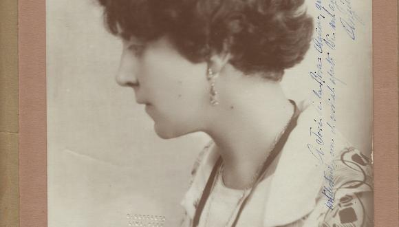 La escritora y periodista Angélica Palma (1878-1935) es una de las 11 mujeres destacadas en la exposición "21 intelectuales peruanos del siglo XX".  (Foto: Fondo Riva-Agüero. AHRA-IRA-PUCP)