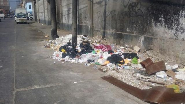 La Victoria: vecinos afectados por acumulación de basura - 1
