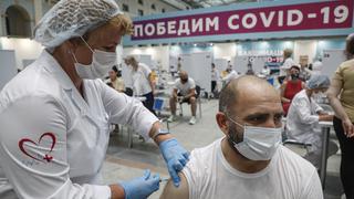 Rusia registra nuevo récord de muertos por coronavirus en medio de la cuarta ola de la pandemia