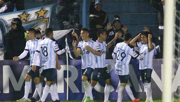 Atlético Tucumán goleó 3-0 a Oriente Pretolero y está en octavos de Sudamericana. (Foto: Agencias)