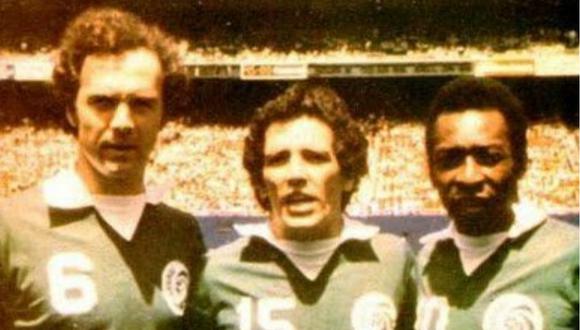 Beckenbauer, Mifflin y Pelé en el Cosmos de New York. FOTO: GEC.