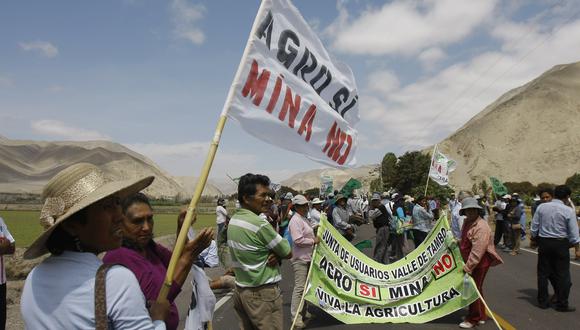 Los opositores temen que la explotación minera genere impactos al medio ambiente y afecte la agricultura.