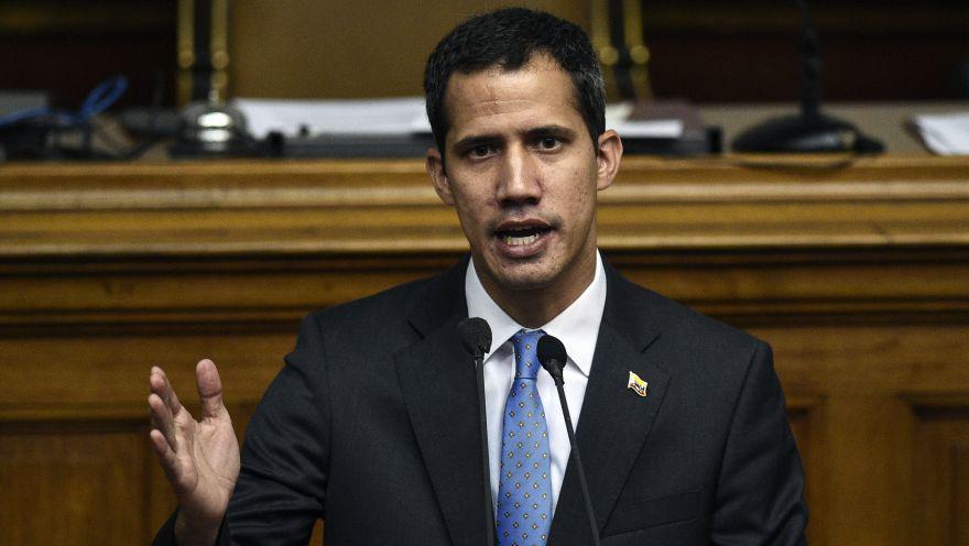 Apagón en Venezuela: Juan Guaidó EN VIVO | Parlamento autoriza a presidente encargado decretar "alarma" por apagón. (AFP)