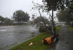 Huracán Florence llega a costa de Carolina del Norte con lluvias intensas
