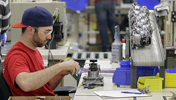 La manufactura de EE.UU. alcanzó su mayor avance en tres años