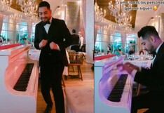 Músico interpreta “versión fina y elegante” de ‘El paso del gigante’ en restaurante de lujo
