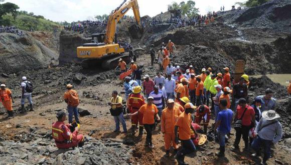 Colombia: Hallan siete cuerpos de los 16 mineros atrapados