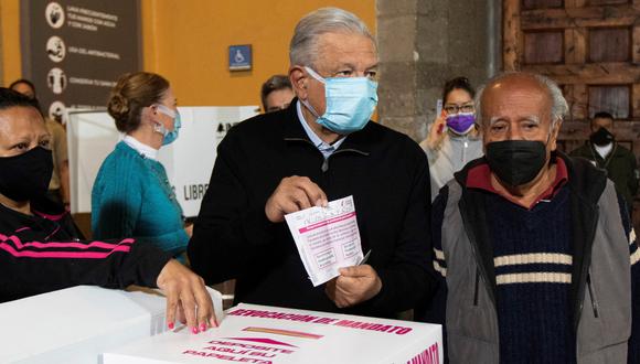 AMLO anuló su voto en el referendo revocatorio de México. (AFP).