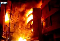 Trujillo: incendio de gran magnitud destruyó 5 edificios en galería comercial | VIDEO