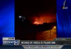 El Agustino: gran incendio se registra en fábrica de zapatos
