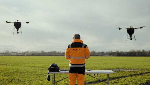 Una compañía utiliza drones para "disparar" semillas y planta árboles. | (Foto: Dendra Systems)