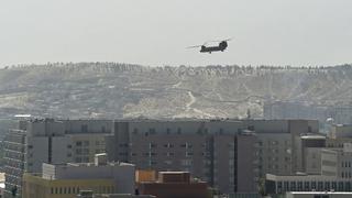 Afganistán: el personal de la embajada de EE.UU. en Kabul ya fue trasladado al aeropuerto ante el asedio de los talibanes