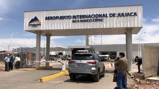 Aeropuerto de Juliaca: Refuerzan pista de aterrizaje ante proximidad del periodo de lluvias