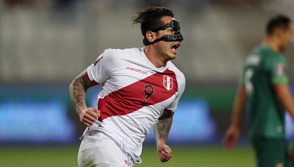 Gianluca Lapadula anotó su primer gol en las Eliminatorias Qatar 2022. Foto: REUTERS/Sebastian Castaneda