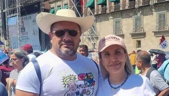 En esta postal aparecen Zulma Carvajal Salgado y su esposo Humberto del Valle Zúñiga, quien murió en el ataque. (Foto: Iguala-Noticias)