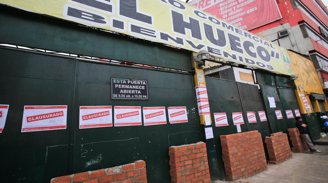 'El Hueco': comerciantes subsanan faltas de seguridad [FOTOS] - 1